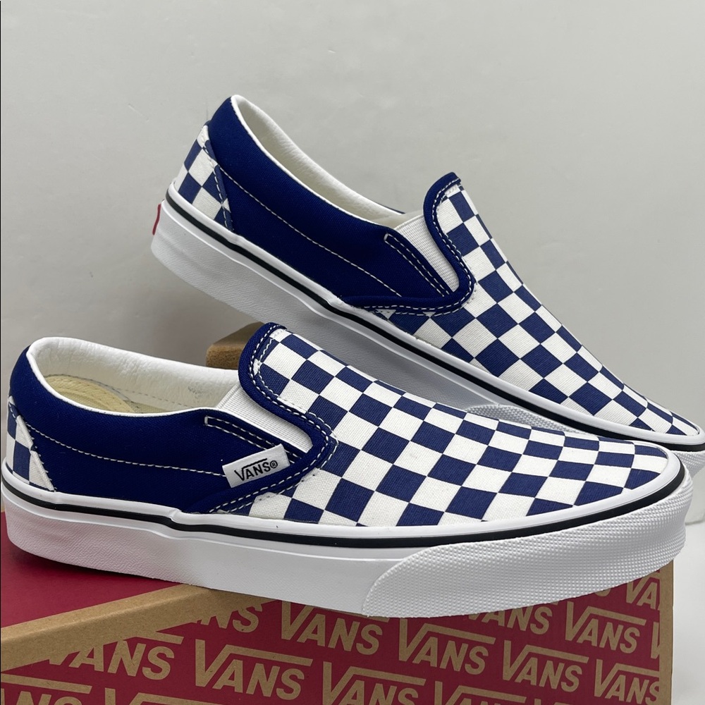 Vans WMNS Classic Slip-On
Color Theory Checkerboard
VN000BVZBYM Sneakers Beacon - Picture 8 of 16